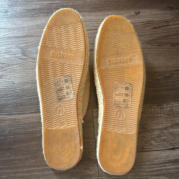 Soludos Bees Beaded Mule Espadrille - Picture 12 of 16